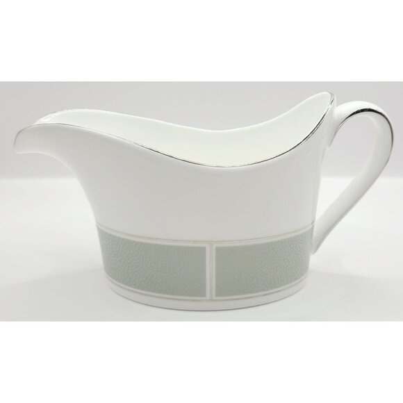 Wedgwood Shagreen Jade Sauce Boat Gravy New with Tags in Box - Picture 1 of 9